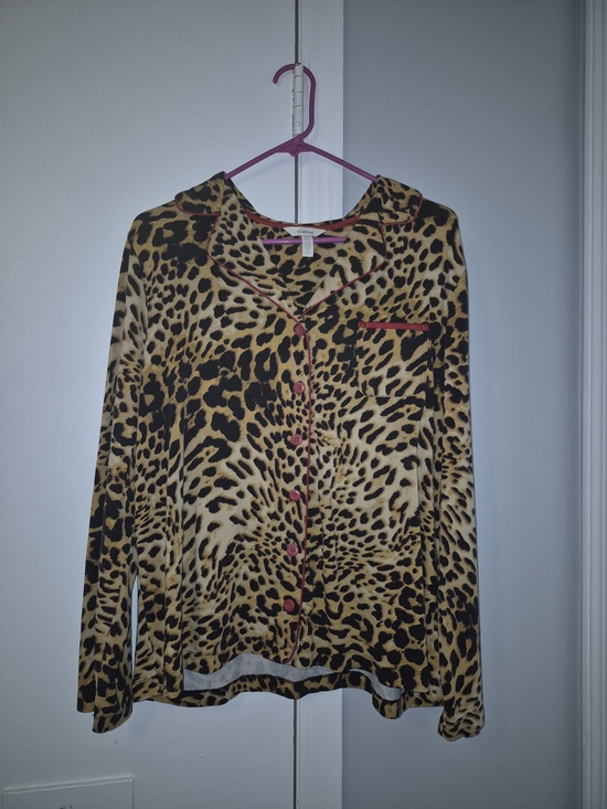 Soma Other - Soma XL Leopard Print Button-Up Pajama Top with Red Piping